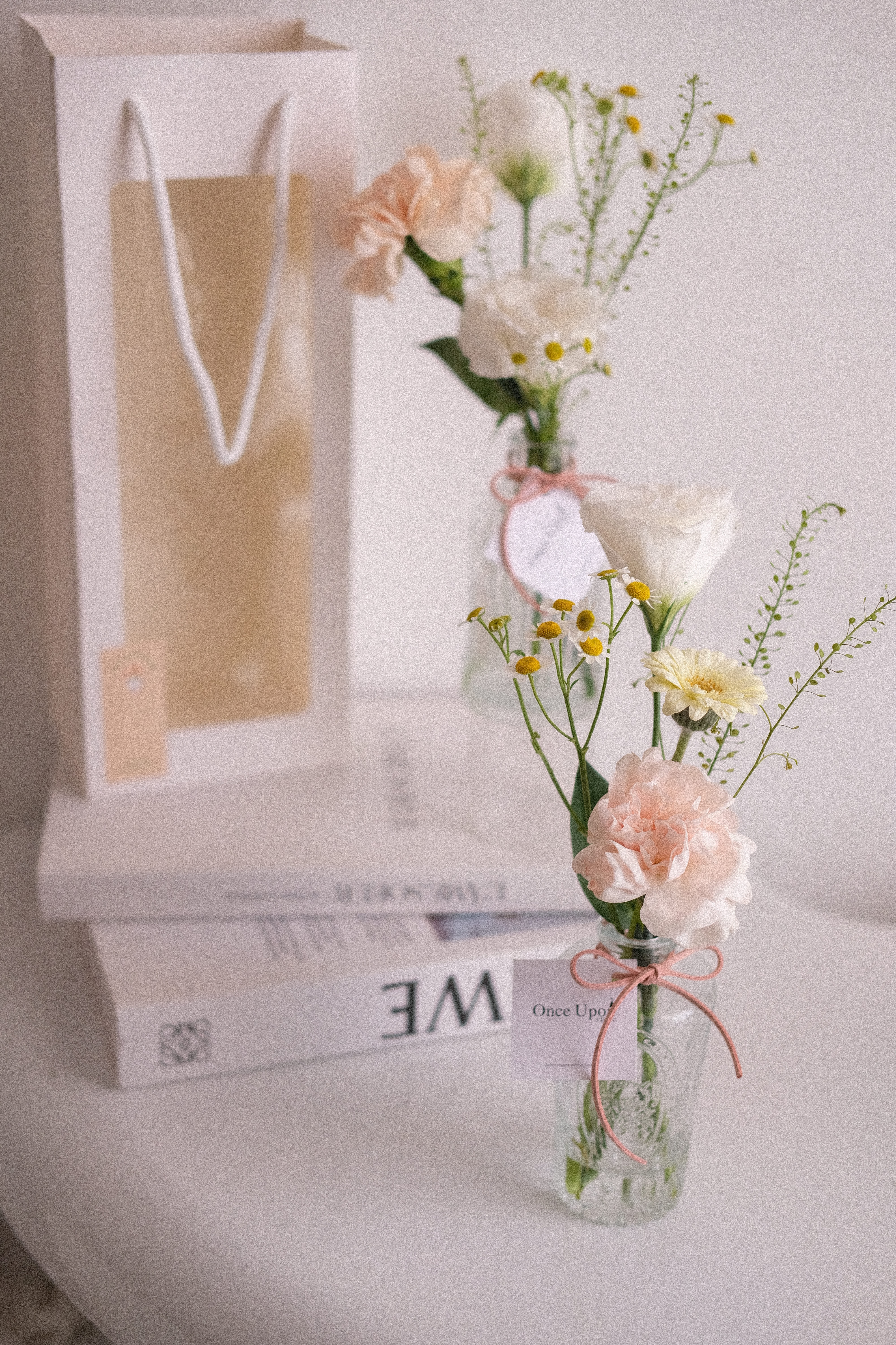 (M03)櫥窗手提花瓶組